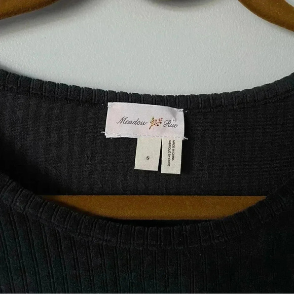 Anthropologie | Meadow Rue Velvet Bell Sleeve Top - Picture 4 of 9